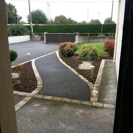 D'hote Le Bois Joli Bed & Breakfast