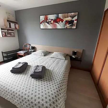 D'hote Le Bois Joli Bed & Breakfast *